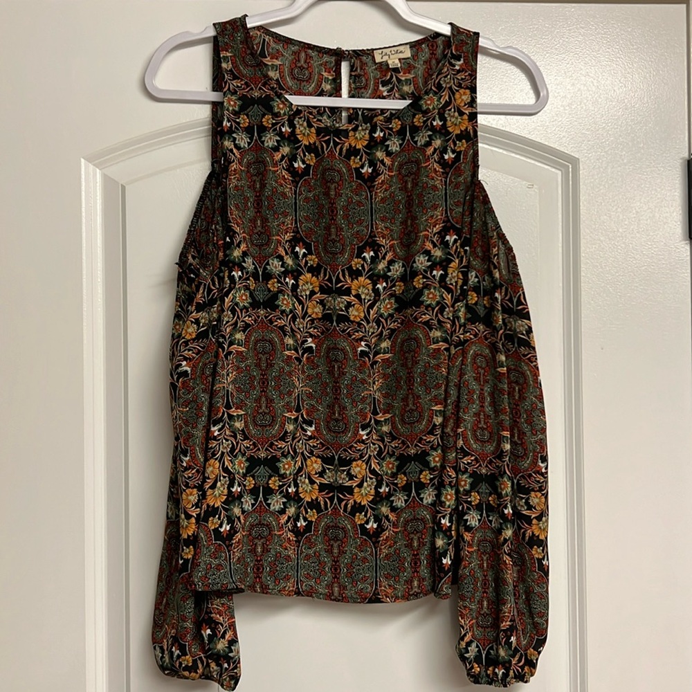 Black print open shoulder top